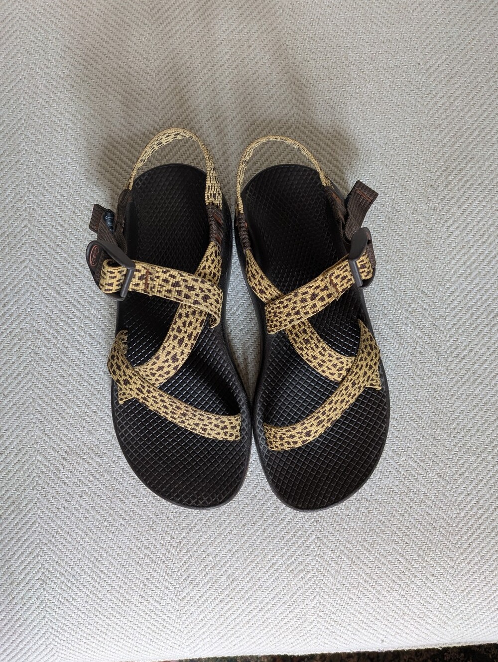 Chaco Leopard Print women’s sandals